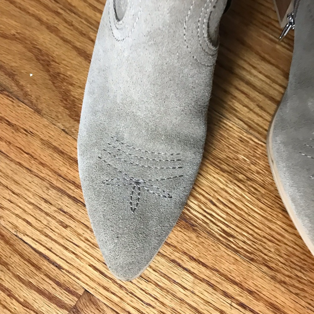 Dolce Vita Light Tan Suede Ankle Boots - Picture 5 of 9